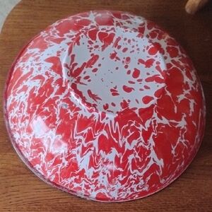LG Red Swirl Enamelware Bowl